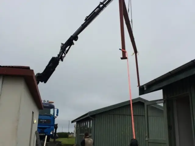 Verkefni Íslandskrana – kranabíll við hífingu, mynd 325