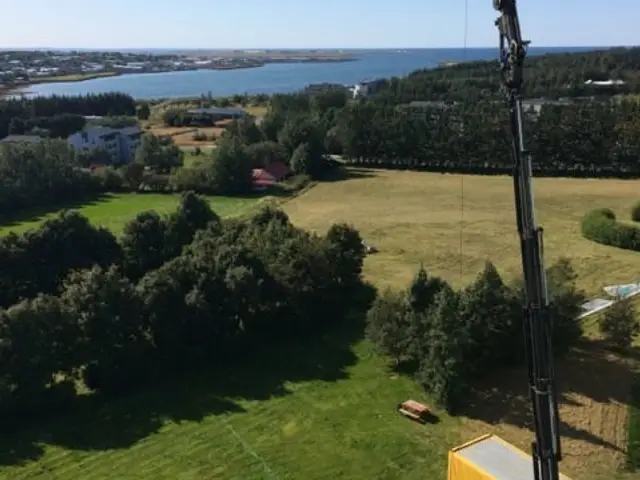 Verkefni Íslandskrana – kranabíll við hífingu, mynd 304