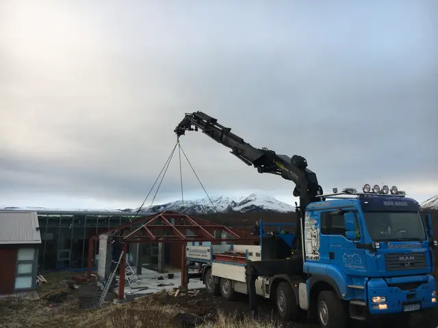 Verkefni Íslandskrana – kranabíll við hífingu, mynd 35