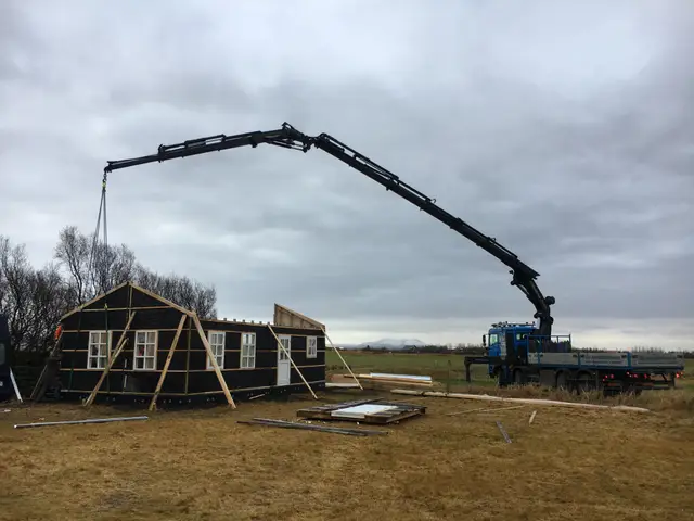 Verkefni Íslandskrana – kranabíll við hífingu, mynd 34