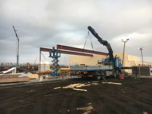 Verkefni Íslandskrana – kranabíll við hífingu, mynd 33