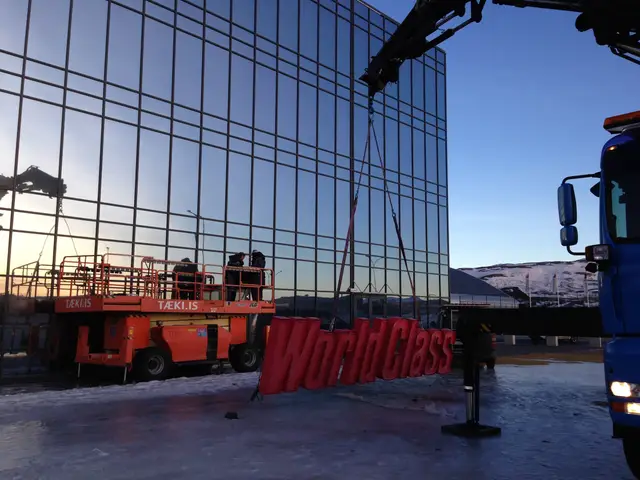 Verkefni Íslandskrana – kranabíll við hífingu, mynd 254