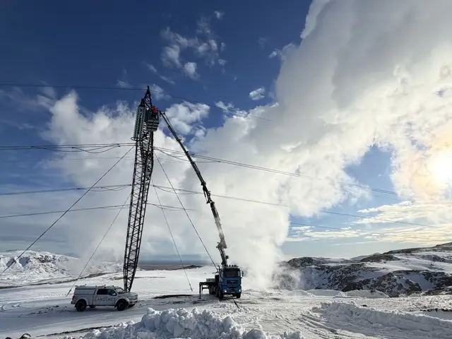 Verkefni Íslandskrana – kranabíll við hífingu, mynd 1