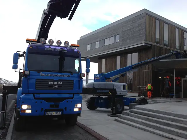 Verkefni Íslandskrana – kranabíll við hífingu, mynd 250