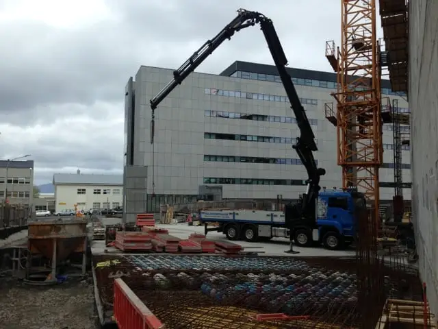 Verkefni Íslandskrana – kranabíll við hífingu, mynd 112
