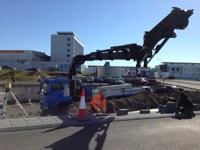 Verkefni Íslandskrana – kranabíll við hífingu, mynd 105